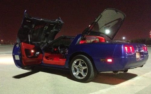 1992 chevrolet corvette base hatchback 2-door 5.7l blue