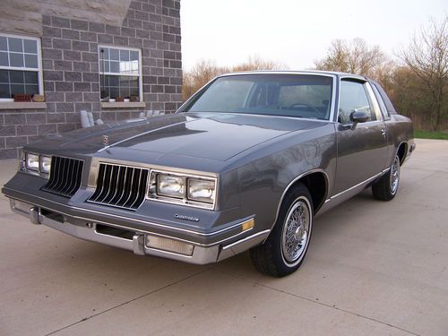 1986 oldsmobile cutlass supreme brougham coupe 2-door 5.0l