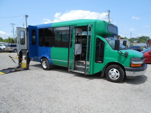 2007 chevrolet express 3500 base cutaway van 2-door 6.6l
