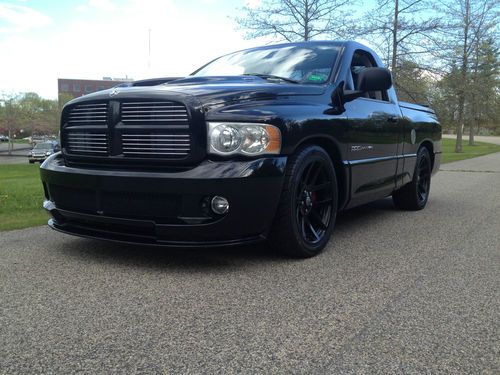 2005 dodge ram 1500 srt-10 standard cab pickup 2-door 8.3l