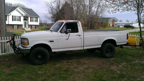 1997 ford f-250 xl standard cab pickup 2-door 5.8l