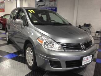 Warranty low miles fuel efficient ipod hatchback 5 door magnetic grey metallic