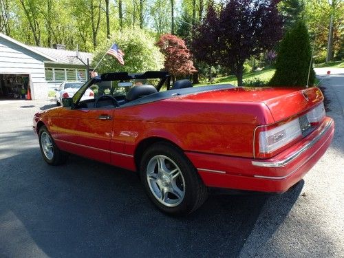 1991 Cadillac Allante Base Convertible 2-Door 4.5L, image 3