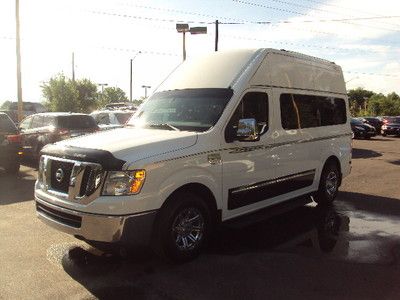 2500 hd high top sherrod 1 owner nav big flat screen tv eagle rims power 3 row