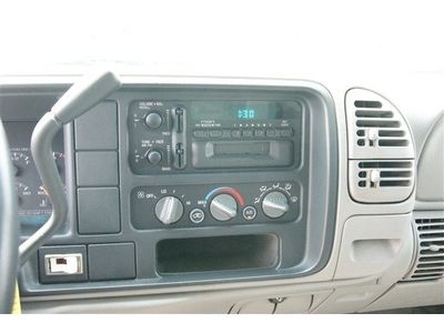 BOX TRUCK Diesel 6.5L Rear Wheel Drive Dual Rear Wheels Tires - Front All-Season, US $12,900.00, image 14