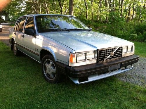 1989 volvo 740 turbo 5-speed manual - very rare!! - no reserve!!