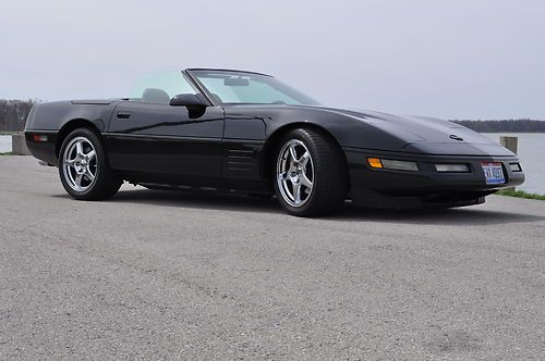 1994 chevrolet corvette base convertible 2-door 5.7l