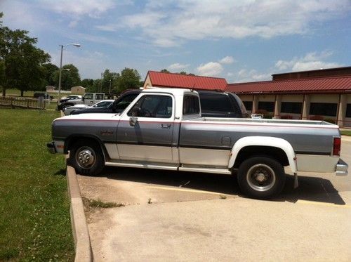 Dodge ram 350 cummins turbo diesel