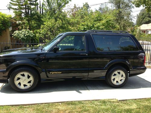 1993 gmc typhoon base sport utility 2-door 4.3l