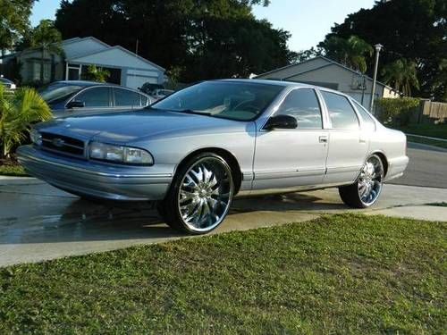39k low mileage chevy caprice on 24s with music