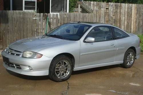 2004 chevy cavalier ls sport**loaded** 1 owner** low miles**