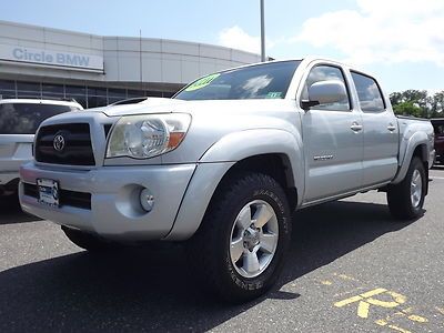 V6 trd sport 4.0l 4x4 power door locks power windows keyless entry mp3 player