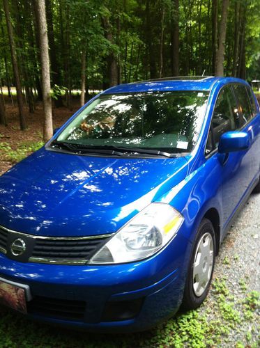 2008 nissan versa s hatchback 4-door 1.8l