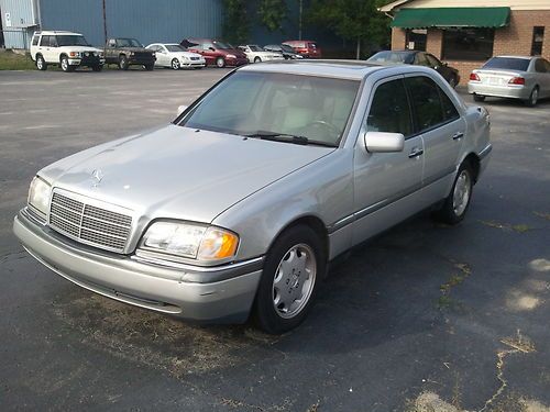 1997 mercedes-benz c280 base sedan 4-door 2.8l