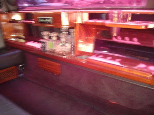 2000 Lincoln Town Car Base Limousine   4.6L  Limo -  Silver / Black, US $8,000.00, image 5