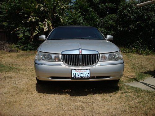 2000 Lincoln Town Car Base Limousine   4.6L  Limo -  Silver / Black, US $8,000.00, image 9