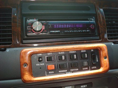 2000 Lincoln Town Car Base Limousine   4.6L  Limo -  Silver / Black, US $8,000.00, image 11