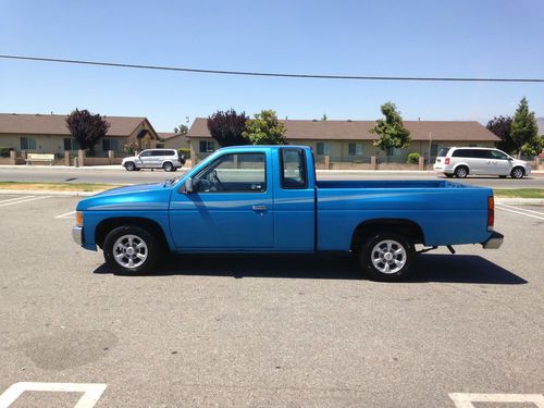 1997 nissan pickup se extended cab pickup 2-door 2.4l