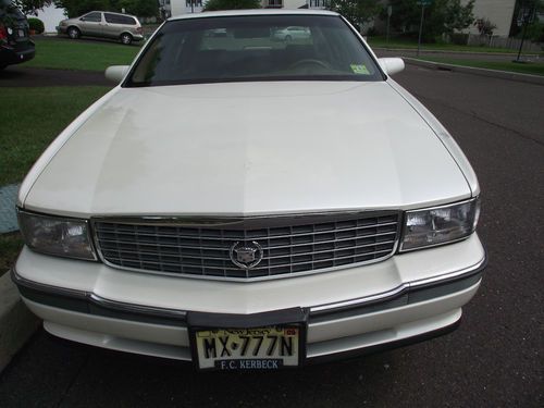 1994 cadillac deville concours sedan 4-door 4.6l