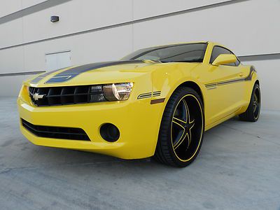 Custom 11 chevy camaro low miles designer 22 inch wheels free warranty!