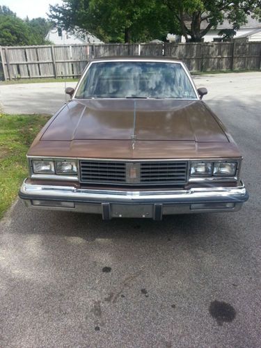 1987 oldsmobile cutlass supreme sedan