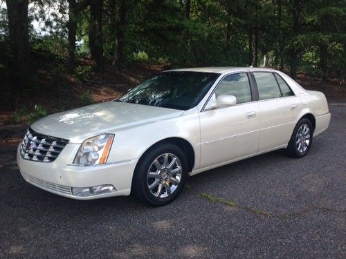 2009 cadillac dts base sedan 4-door 4.6l