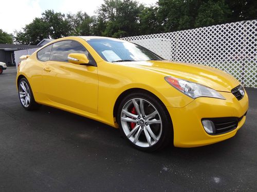 2010 Hyundai Genesis Coupe 3.8 Track Coupe 2-Door 3.8L, US $19,950.00, image 4