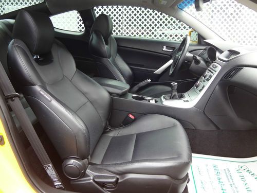 2010 Hyundai Genesis Coupe 3.8 Track Coupe 2-Door 3.8L, US $19,950.00, image 6