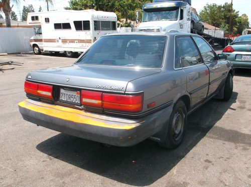 1990 Toyota Camry, NO RESERVE, image 2