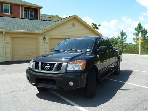 2012 nissan titan cc 4x2 sv crew cab 20" sport wheels pkg black