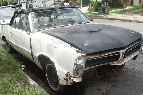 1965 lemans convertible project car has 400 engine. 64 66 67 68 69 70 71 72 73