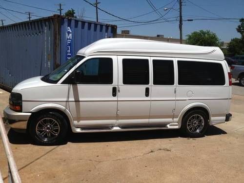 2009 chevrolet express 1500 lt standard passenger van 4-door 5.3l