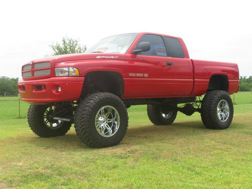 2001 dodge ram 1500 4x4 sport monster truck