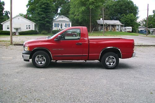 2002 dodge ram 1500 slt short bed 4.7 low miles.