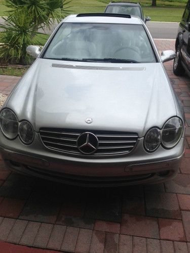 2003 mercedes-benz clk320 base coupe 2-door 3.2l silver fully loaded