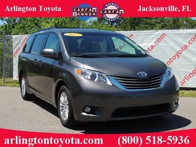 2013 toyota sienna xle smart key  premium pkg. dual view dvd leather nav