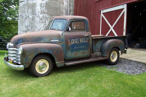 1951 chevy 3100 i/2 ton truck