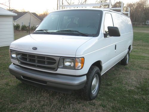 2001 ford e-150 cargo van excellent condition