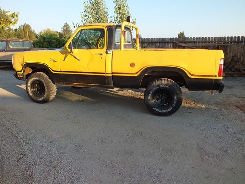 1977 dodge macho power wagon 440  mopar 4x4 truck rarer than little red express