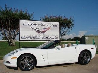 2010 white coupe 3lt, nav, chromes, only 5k miles!!