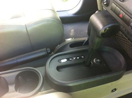 Lilly Pulitzer wrapped Jeep Wrangler, US $27,000.00, image 10