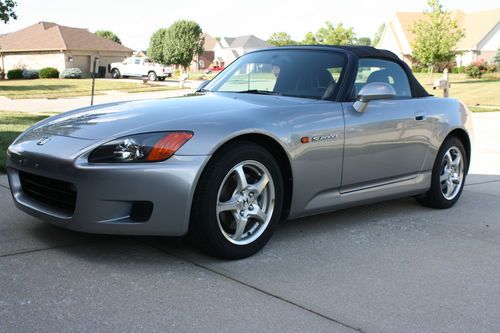 2003 honda s2000 base convertible 2-door 2.0l