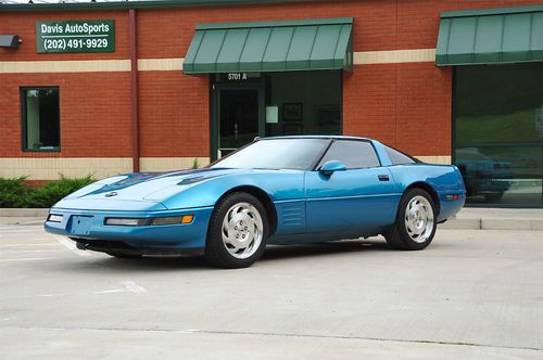 Corvette / manual / removable top / clean carfax / very clean / see hd video