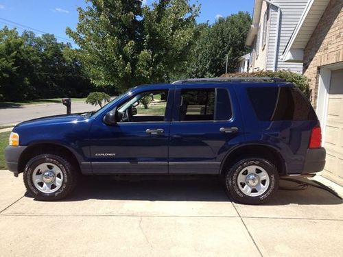 2004 ford explorer xls sport utility 4-door 4.0l