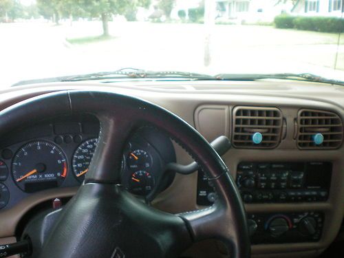 CHEVROLET BLAZER 01 03 04 2002 ONE OWNER ESTATE SALE 37,777  MILES LOADED, image 13