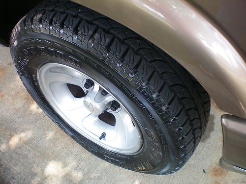 CHEVROLET BLAZER 01 03 04 2002 ONE OWNER ESTATE SALE 37,777  MILES LOADED, image 17