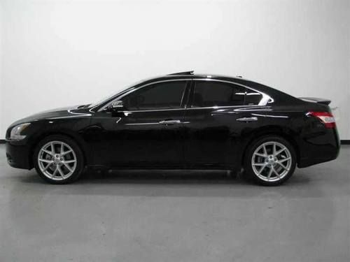 Black 2009 nissian maxima