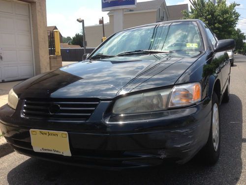 1997 toyota camry le sedan 4-door 2.2l