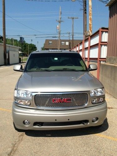 Gmc sierra denali quadrasteer-mint condition-22" wheels-navigation-leather