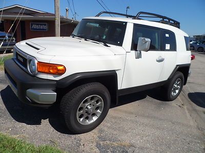 Hail sale new 2013 toyota fj cruiser $4000 off msrp